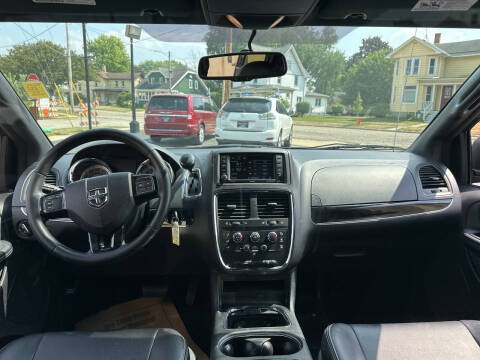 2017 Dodge Grand Caravan SXT