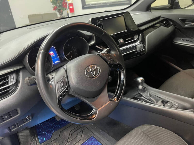 2018 Toyota C-HR XLE