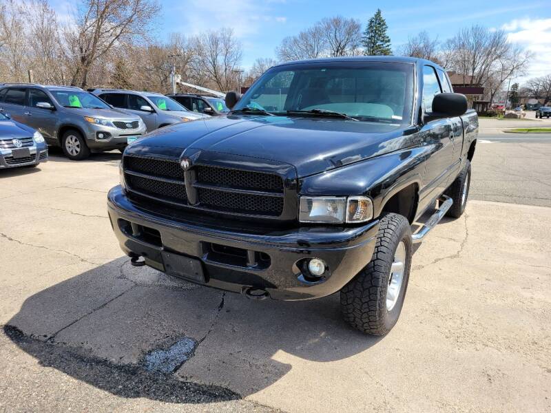 2001 Dodge Ram Pickup 1500 for sale at Prime Time Auto LLC in Shakopee MN