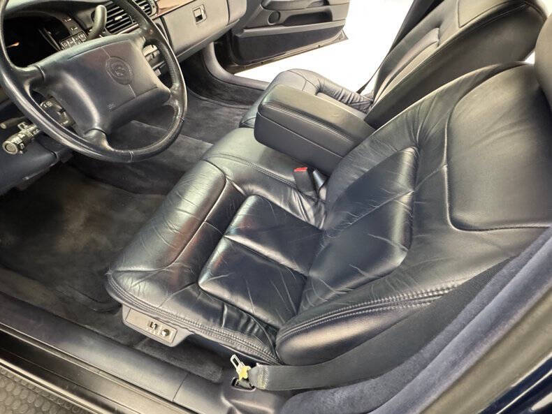 1997 Cadillac DeVille D'elegance