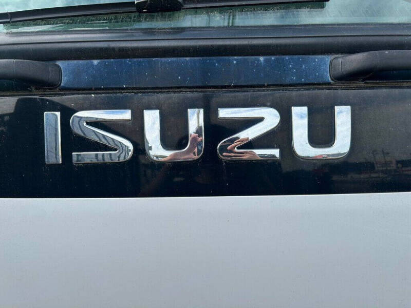 2009 Isuzu FXR