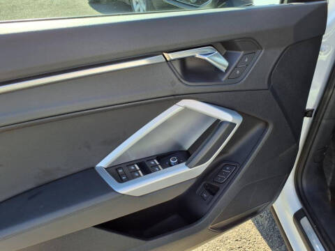 2023 Audi Q3 quattro S line Premium 45 TFSI