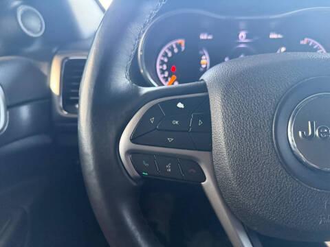 2018 Jeep Grand Cherokee Laredo E