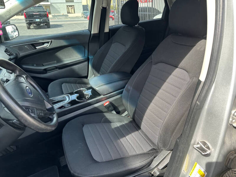 2018 Ford Edge SE