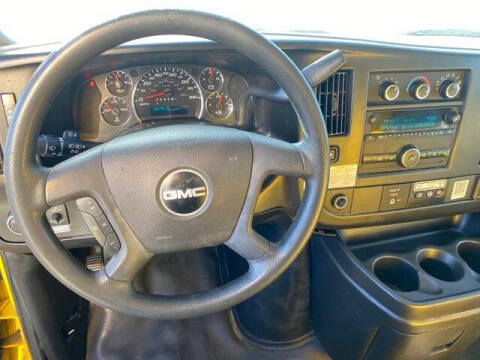 2017 GMC Savana 3500