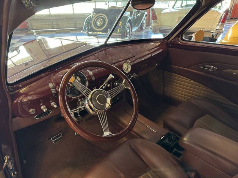 1949 Ford Custom Woody Wagon