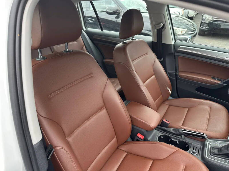 2017 Volkswagen Golf Alltrack