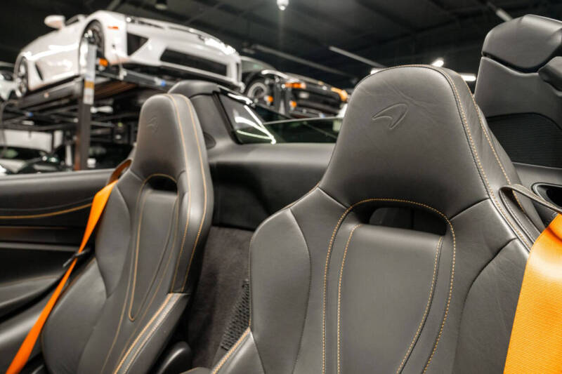 2020 McLaren 720S Spider