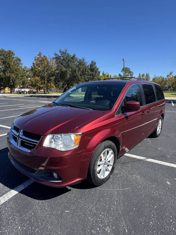 2019 Dodge Grand Caravan SXT's photo
