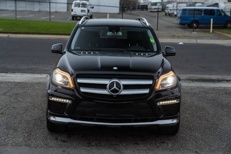 2015 Mercedes-Benz GL-Class GL 550 4MATIC