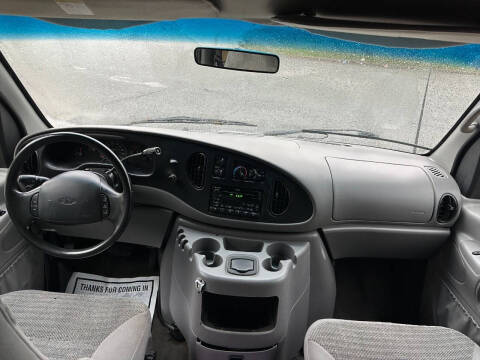 2001 Ford E-Series E-350 SD XLT