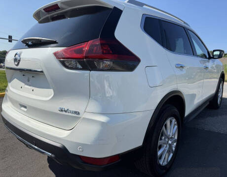 2020 Nissan Rogue SV