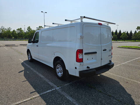2016 Nissan NV 1500 SV