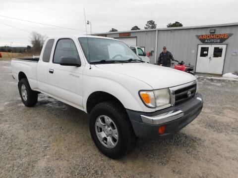 2000 Toyota Tacoma for sale at ARDMORE AUTO SALES in Ardmore AL