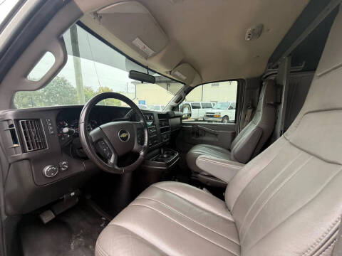 2021 Chevrolet Express 2500