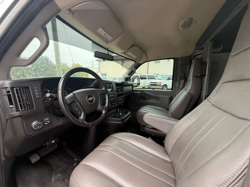 2021 Chevrolet Express 2500