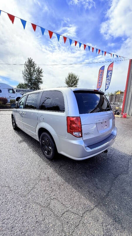 2012 Dodge Grand Caravan SE