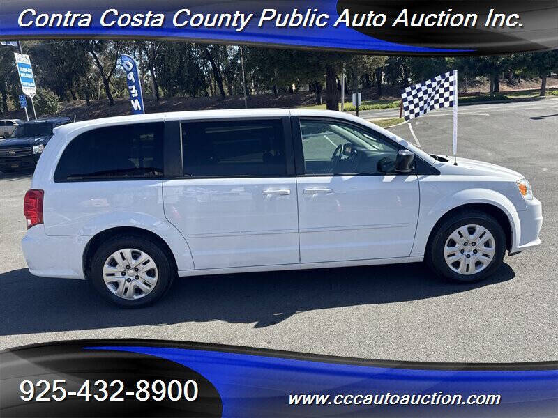 2017 Dodge Grand Caravan SE