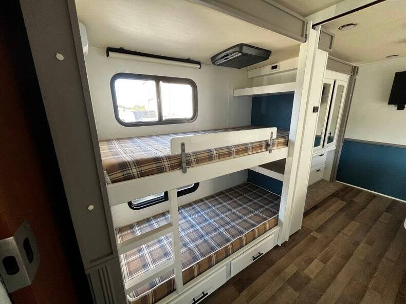 2013 Ford Motorhome Chassis