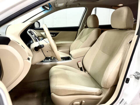 2014 Nissan Altima 2.5 SV