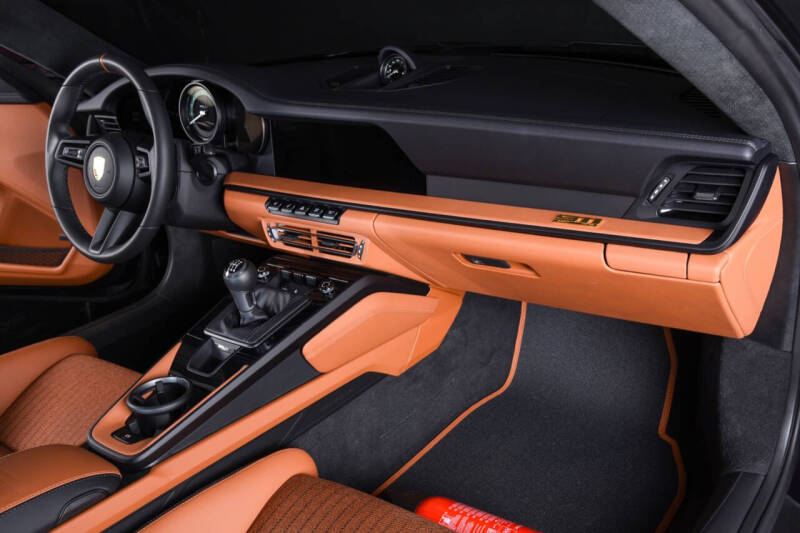 2024 Porsche 911 S/T