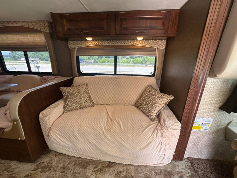 2016 Coachmen Mirada