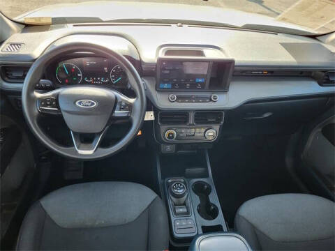 2022 Ford Maverick XL