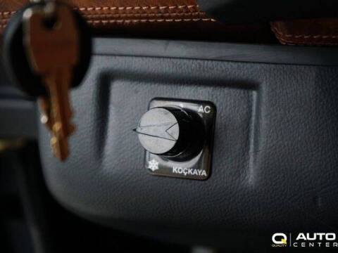 1987 Land Rover Defender