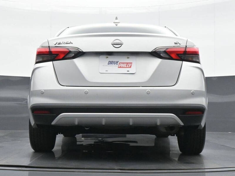 2023 Nissan Versa SV