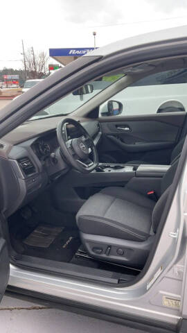 2022 Nissan Rogue SV