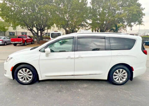 2018 Chrysler Pacifica Touring L