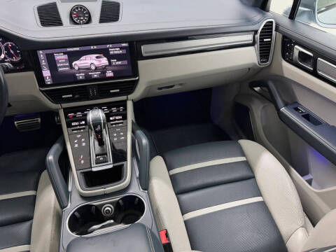 2020 Porsche Cayenne Turbo