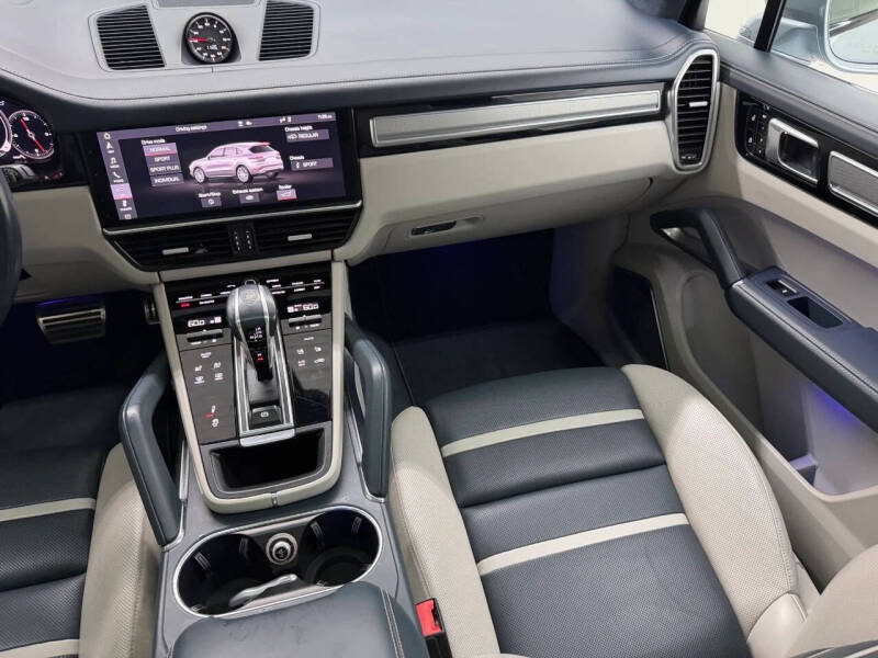 2020 Porsche Cayenne Turbo