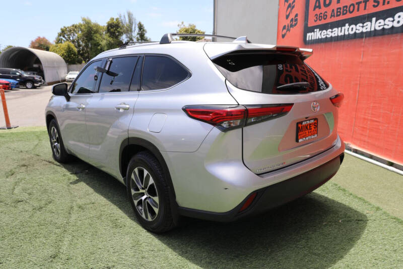 2022 Toyota Highlander XLE