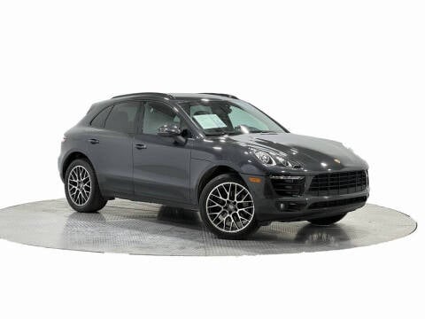 2018 Porsche Macan for sale at INDY AUTO MAN in Indianapolis IN