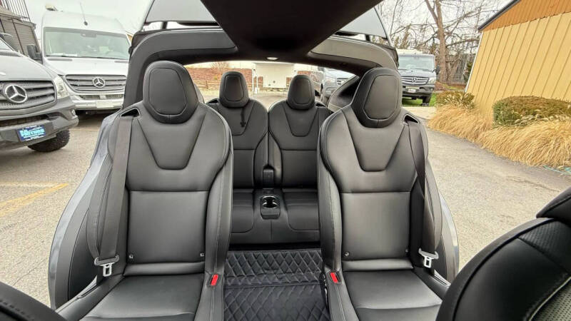 2022 Tesla Model X Plaid