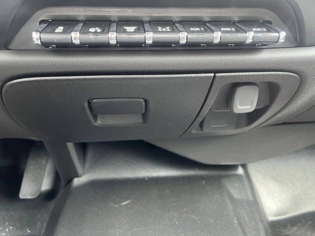 2024 Chevrolet Silverado 5500HD