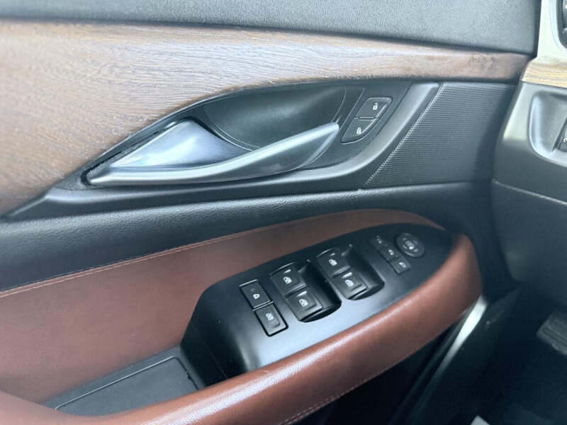 2017 Cadillac Escalade ESV Luxury