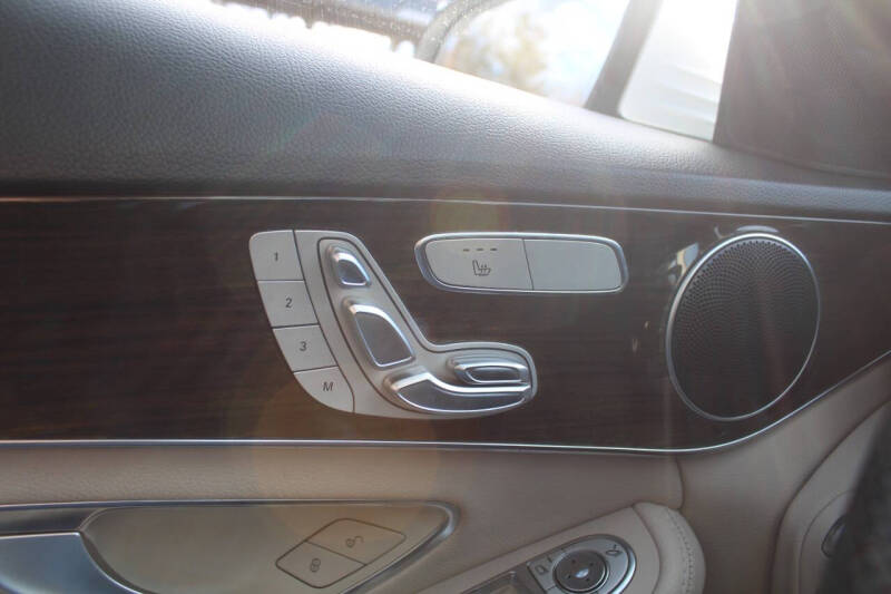 2016 Mercedes-Benz C-Class C 300 4MATIC