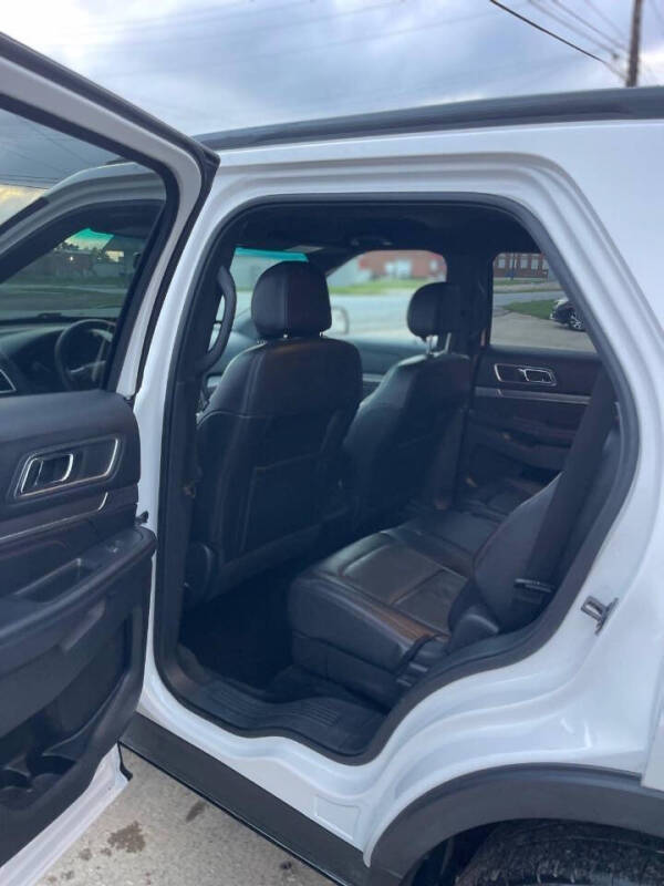 2016 Ford Explorer Sport