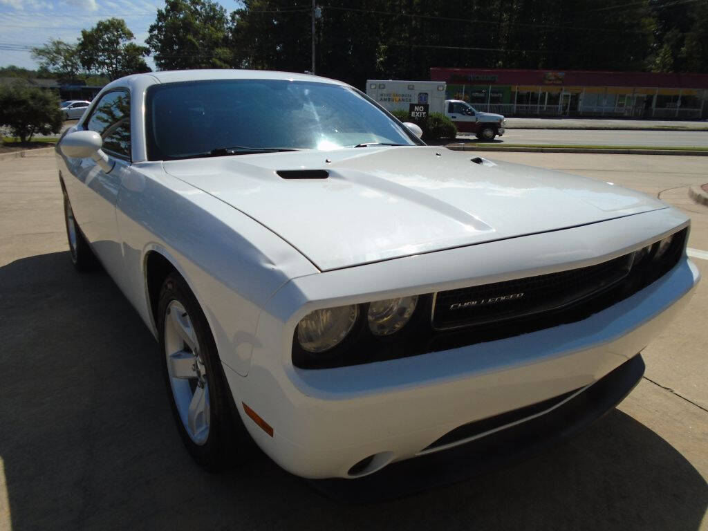 White 2012 Dodge Challenger SXT SXT 2dr Coupe 19