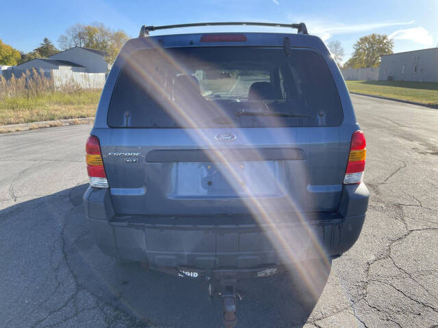 2005 Ford Escape for sale at Twin Cities Auctions in Elk River, MN