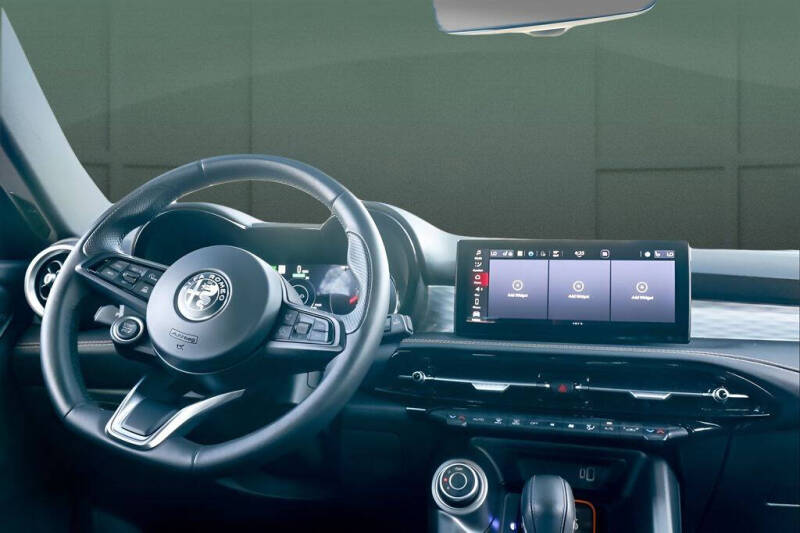 2025 Alfa Romeo Tonale Hybrid