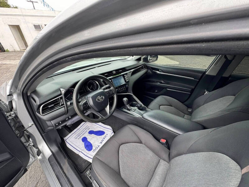 2019 Toyota Camry LE