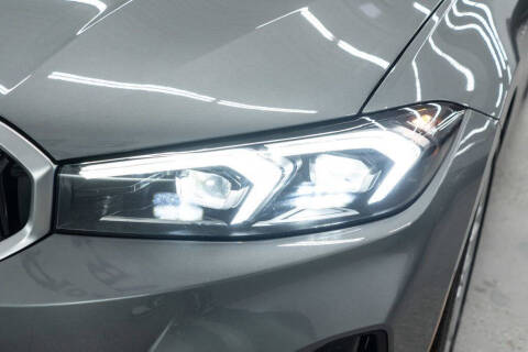 2024 BMW 3 Series 330e xDrive