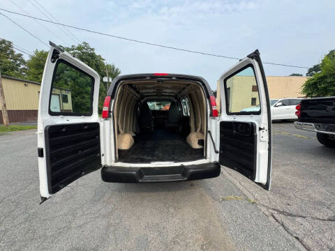 2017 Chevrolet Express 2500