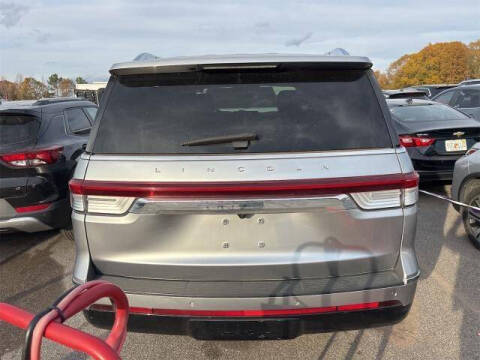 2023 Lincoln Navigator Standard