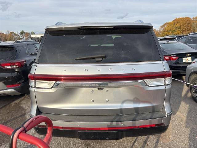 2023 Lincoln Navigator Standard