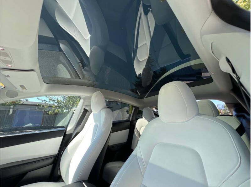 2020 Tesla Model Y Long Range