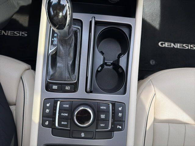 2016 Hyundai Genesis